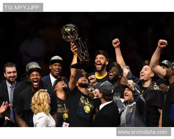 武汉羽毛球队战术争议引发热议球迷与专家观点碰撞激烈